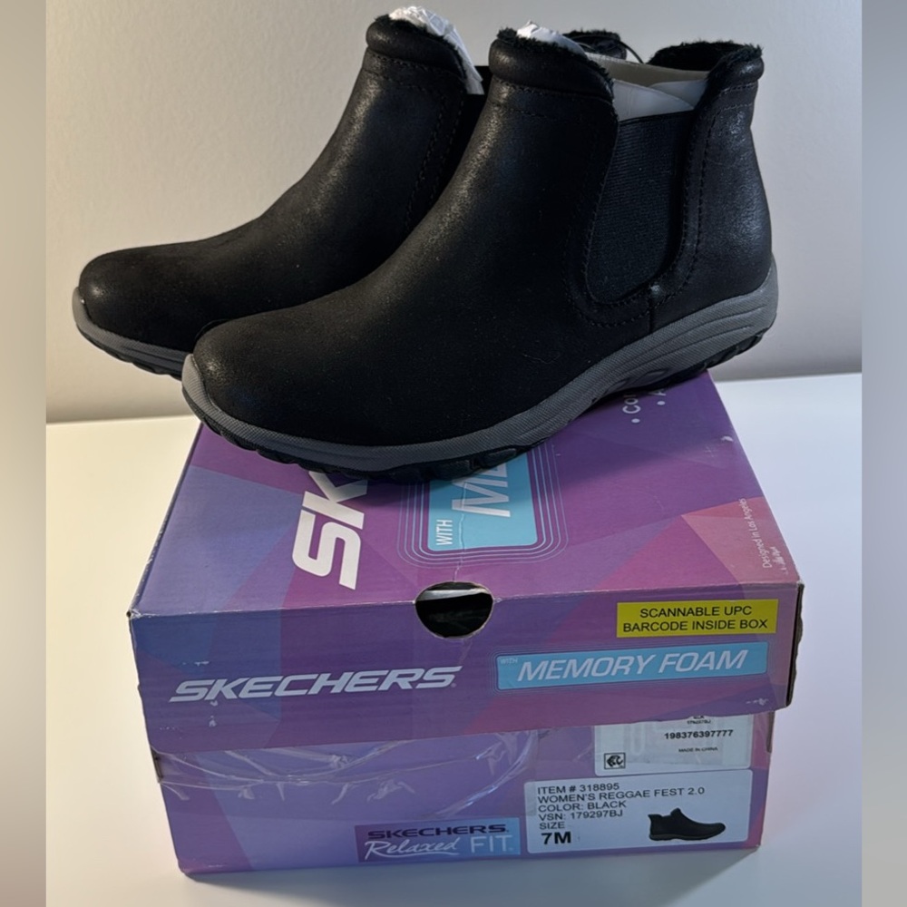Skechers Reggae fest 2.0 ‘New Yorker’ Chelsea Women's Black Winter Booties